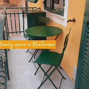 picabon-apartment-with-ac-and-balcony.hotelitalianriviera.com/