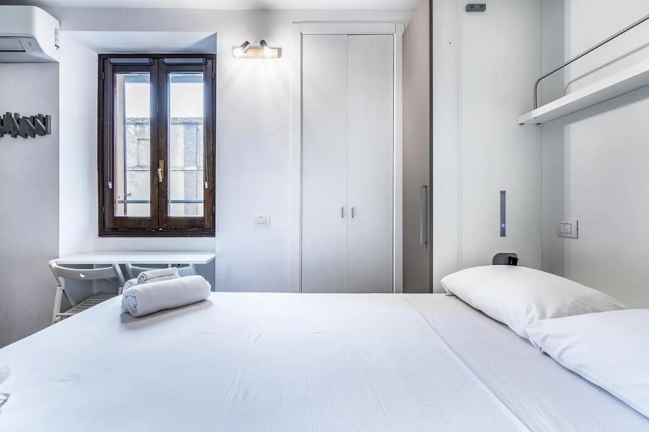 Morimondo Studio Apartment Milan